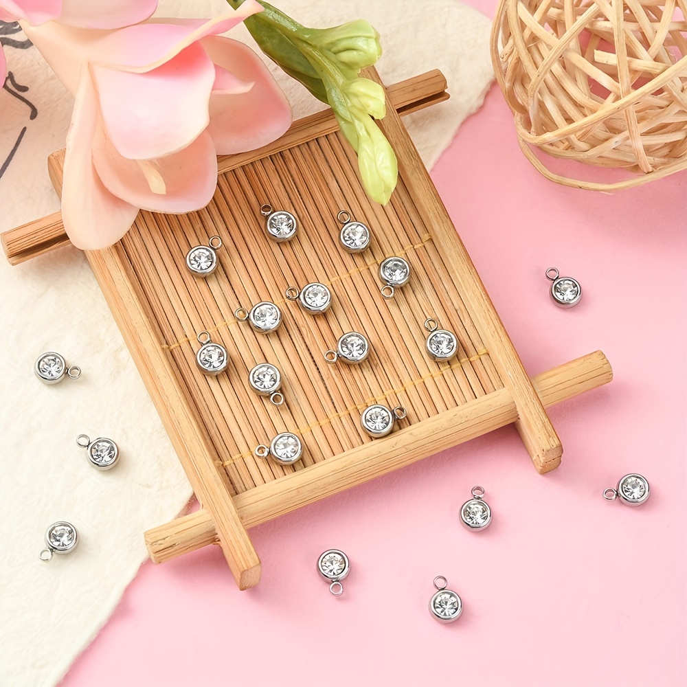 20pcs Red Rhinestone Decor Flat Round Pendants for Jewelry Making